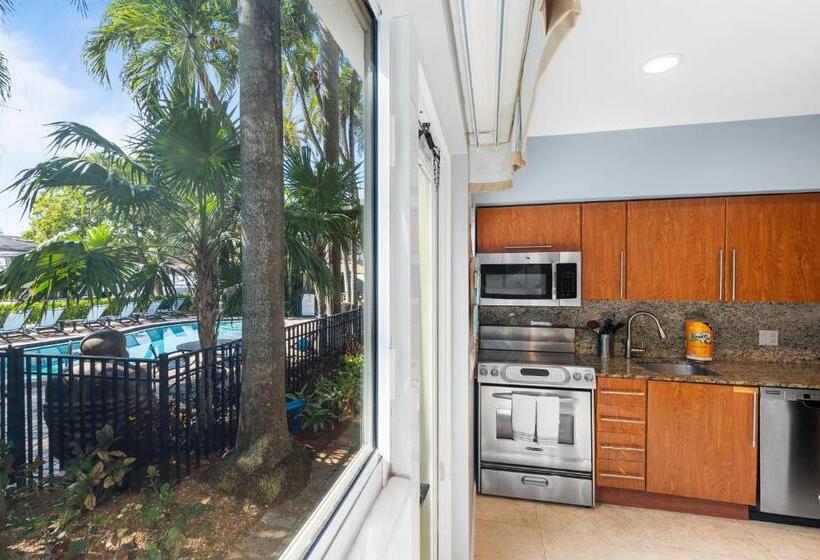 套房带园景, Isle Of Venice Residence And Marina