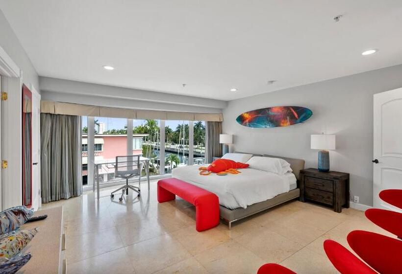 高级套房带海景, Isle Of Venice Residence And Marina