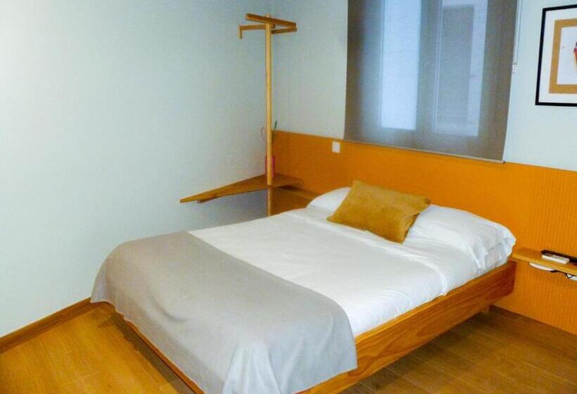 اتاق استاندارد چهار تخته, Olblanc Plaza De España By Batuecas