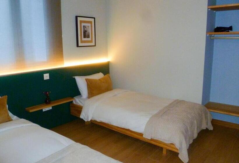 اتاق استاندارد چهار تخته, Olblanc Plaza De España By Batuecas