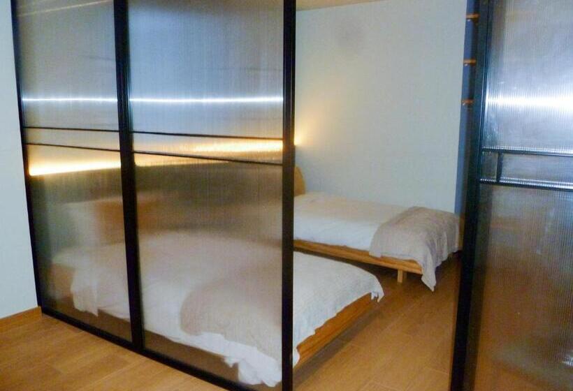 اتاق استاندارد چهار تخته, Olblanc Plaza De España By Batuecas