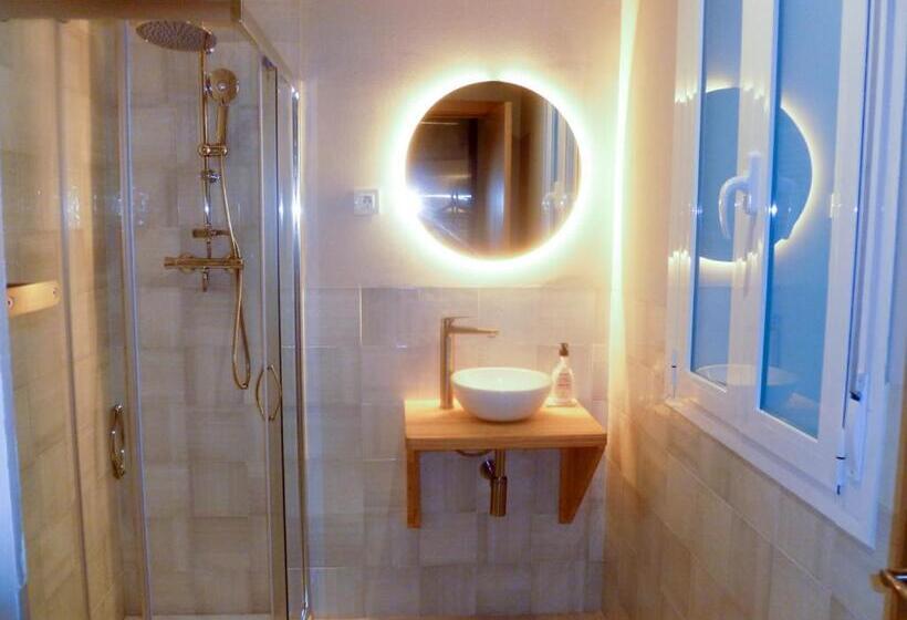 اتاق استاندارد چهار تخته, Olblanc Plaza De España By Batuecas