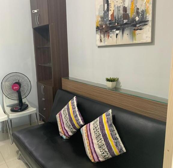 Standard Studio, 1 Br Condo Sea Residences