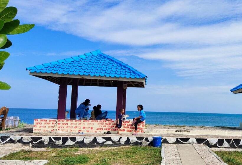 デラックスルーム, Penginapan Karanglaut Santolo