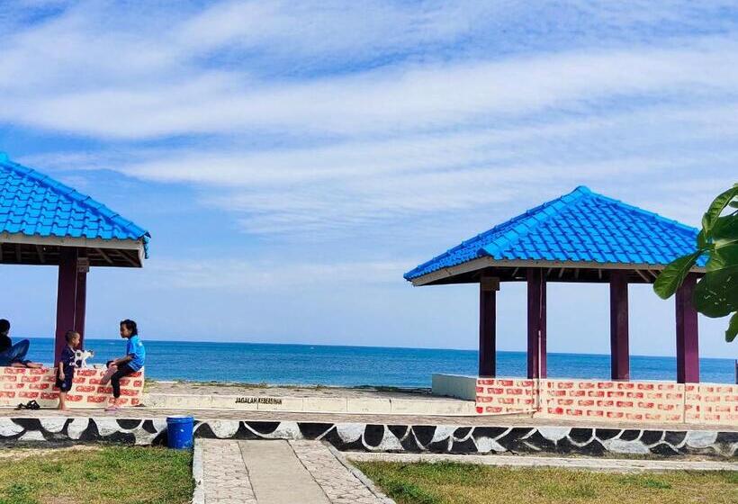 デラックスルーム, Penginapan Karanglaut Santolo