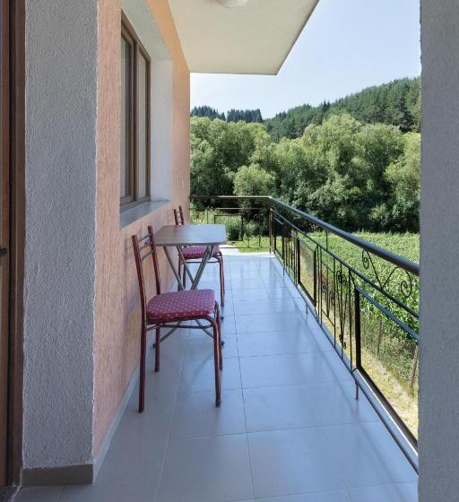 キングサイズベッドのスタンダードルーム, къща за гости мечта