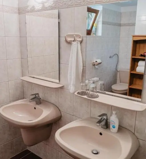 Standard room with outdoor bath, Hemina Vendégház