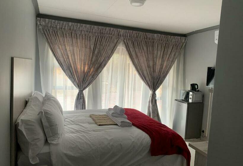 اتاق لوکس, Waterfall View Lodge