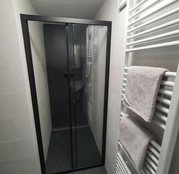 スイート, Apartmány černý Kohout