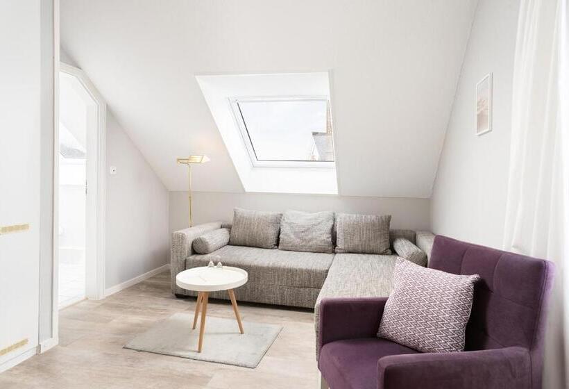 سوییت جونیور, Haus Am Park