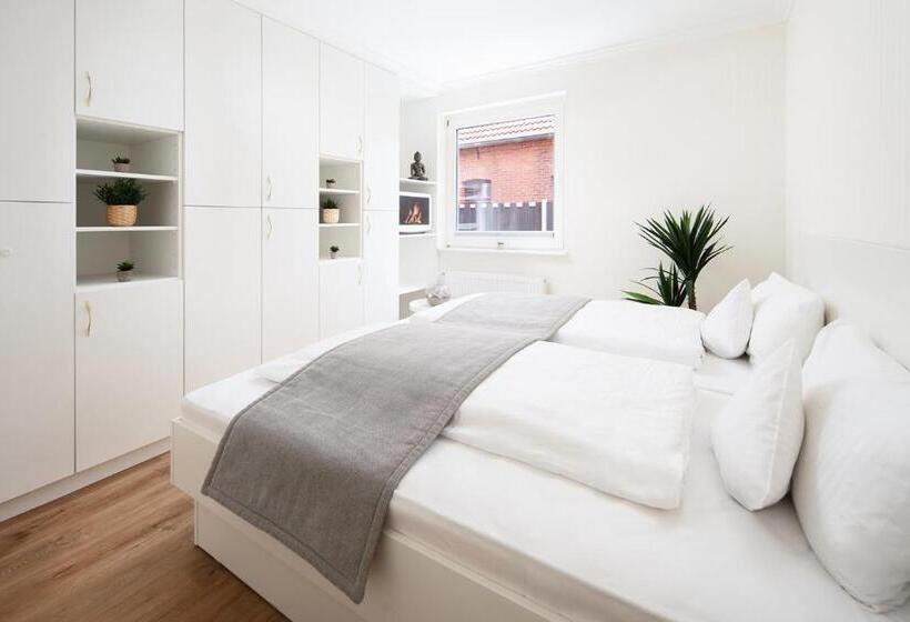 سوییت سوپریور, Haus Am Park