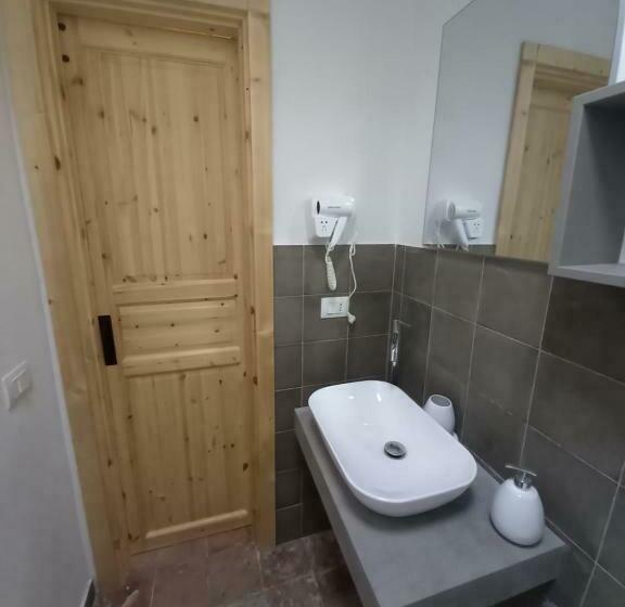 اتاق استاندارد با تراس, La Finestra Su Noto