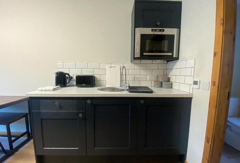 Standard Neljän Hengen Huone, Ben Nevis Inn Rooms