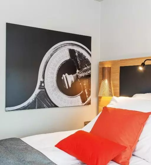 اتاق لوکس, Clarion Hotel The Edge