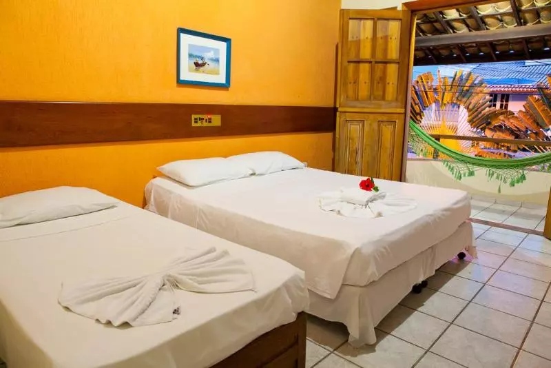 اتاق استاندارد چهار تخته, Chaua Porto