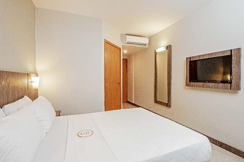 适合残疾人士使用的单人标准间, Slim Curitiba Av Das Torres