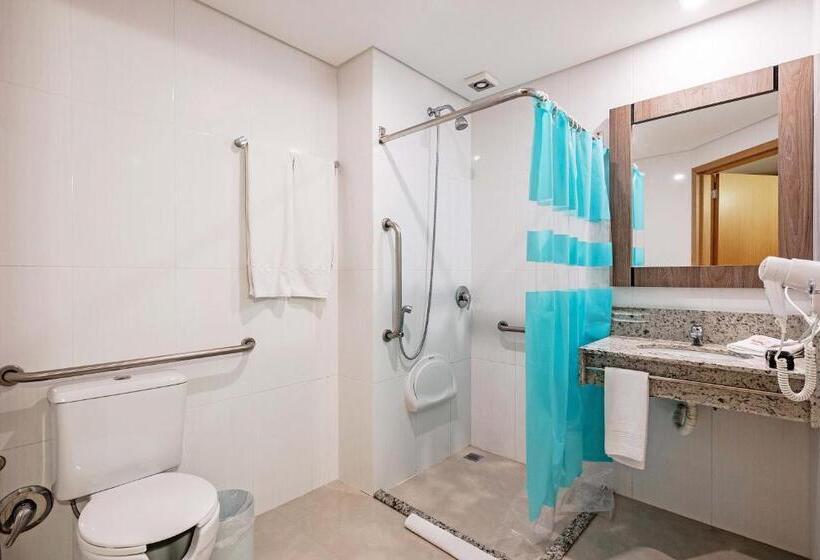 适合残疾人士使用的单人标准间, Slim Curitiba Av Das Torres