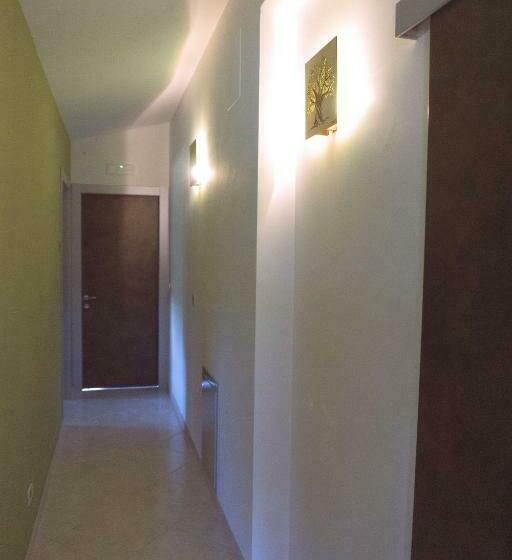 اتاق استاندارد با چشم‌انداز باغ, B&b Tra Gli Ulivi