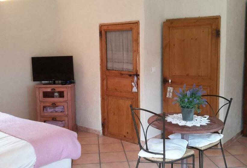 Номер Стандарт Вид на Горы, Chambres D Hôtes Le Vignoble