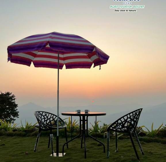 Семейный Номер, Heavens Edge Resort