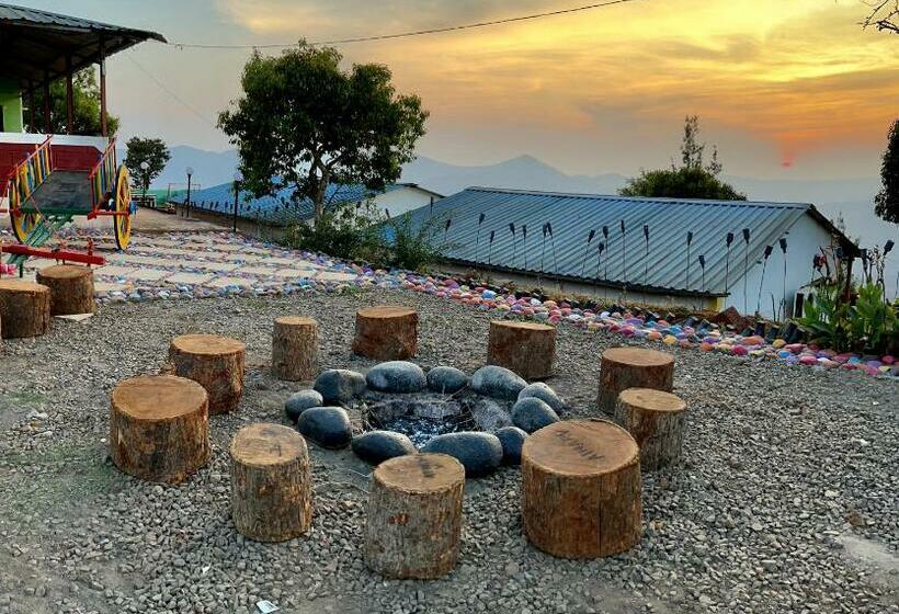 Семейный Номер, Heavens Edge Resort