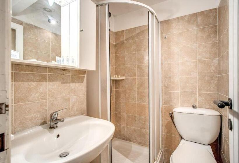 חדר סטנדרט, Giubbonari Street