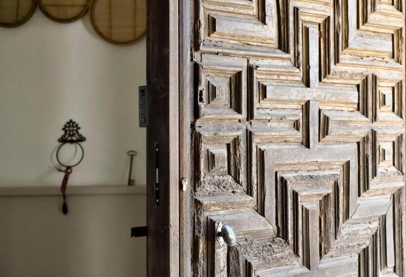 اتاق لوکس, Mas Du Couvin, Maison D Hôtes En Camargue