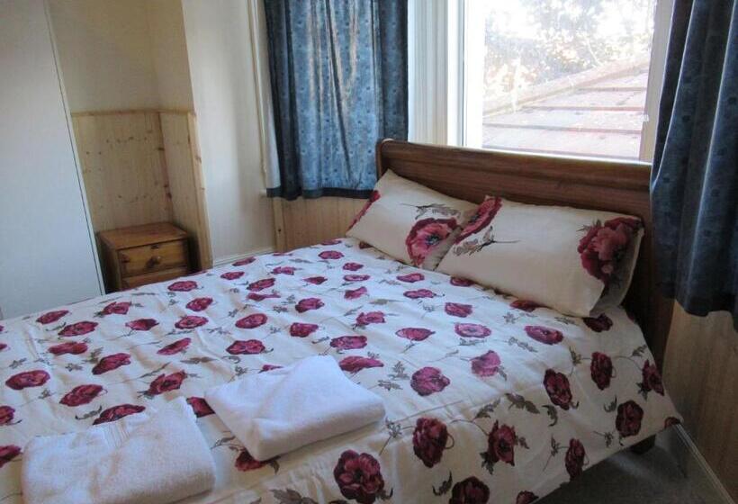 شقة غرفة واحدة, Lennard House