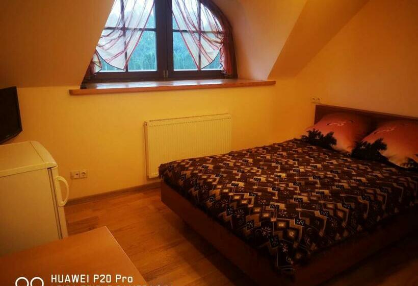 اتاق استاندارد, Meškių Dvarkiemis