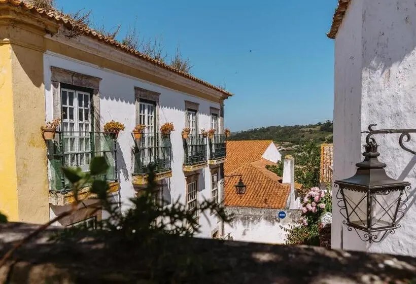 اتاق استاندارد سه نفره, Casa António Moreira