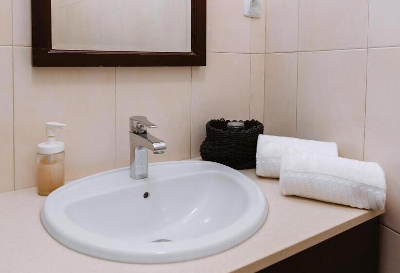 标准间, Casa António Moreira