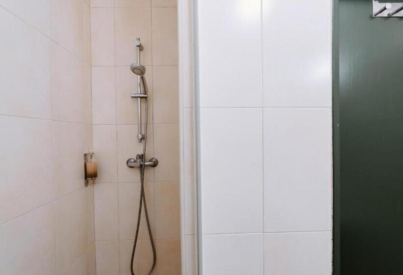Номер Стандарт, Casa António Moreira