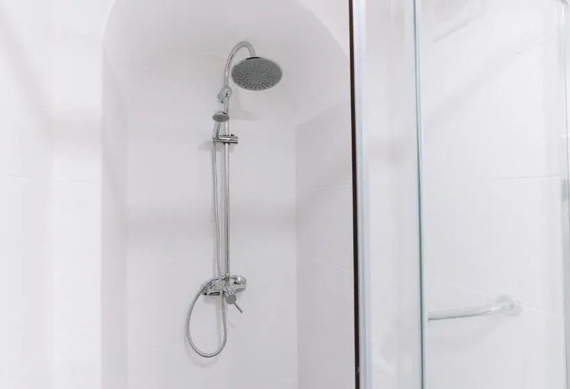 اتاق استاندارد چهار تخته, Casa António Moreira