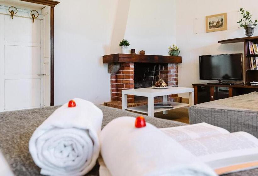 四人标准间, Casa António Moreira