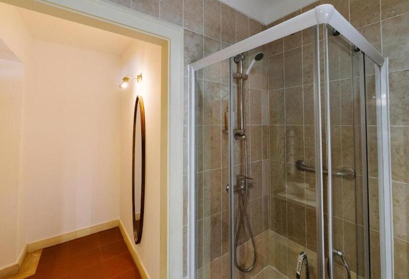 经典四人房间, Casa António Moreira