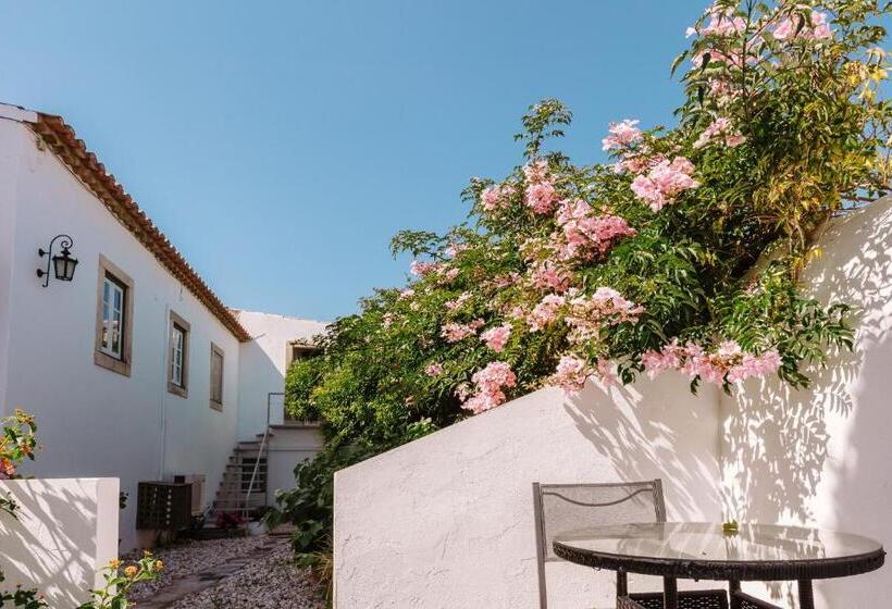 标准间, Casa António Moreira