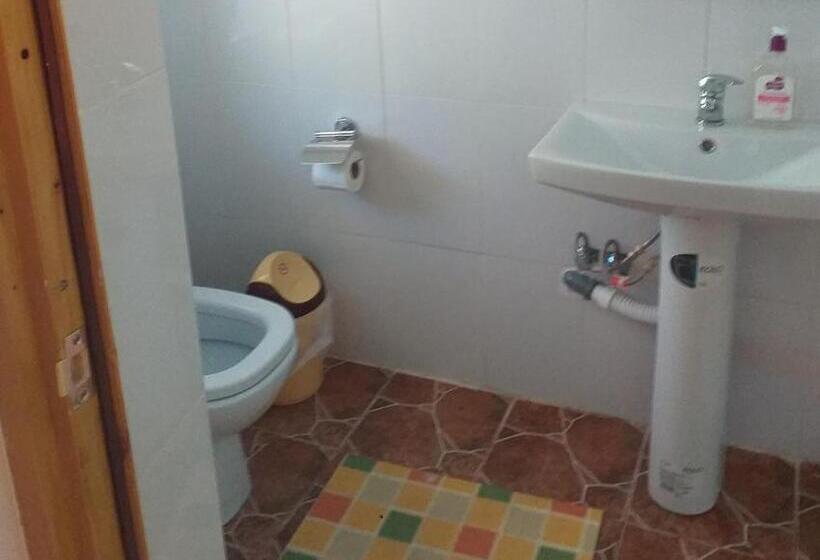 스탠다드 룸, Pensiunea Gură De Rai, Pojorâta