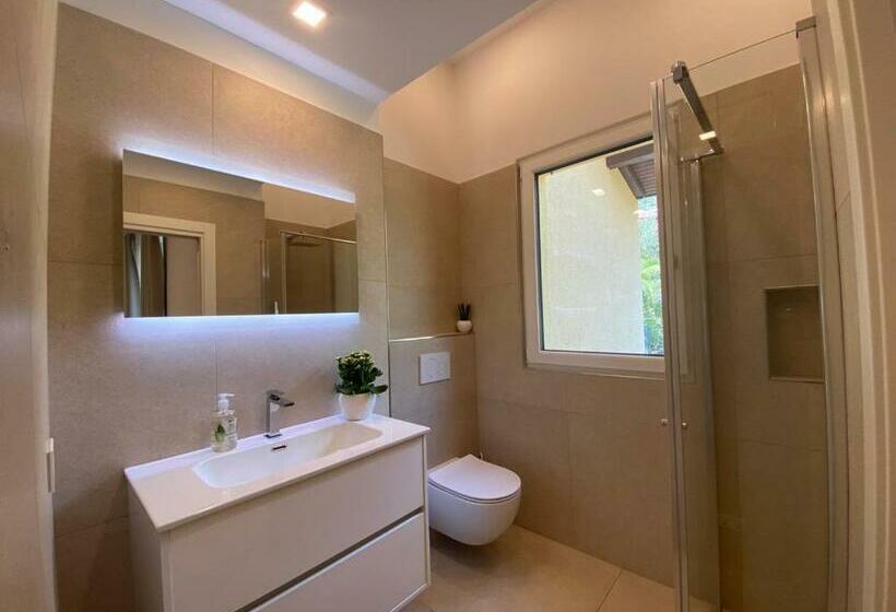 マウンテンビュースタンダードルーム, B&b Am Gardasee Blick