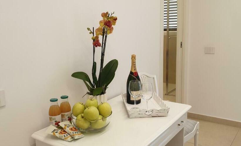 マウンテンビュースタンダードルーム, B&b Am Gardasee Blick