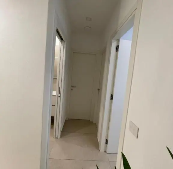 スタンダード4人部屋, B&b Am Gardasee Blick