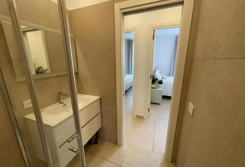 スタンダード4人部屋, B&b Am Gardasee Blick