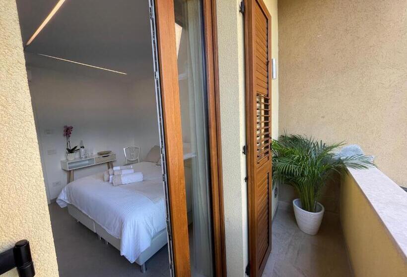 スタンダード４人部屋, B&b Am Gardasee Blick