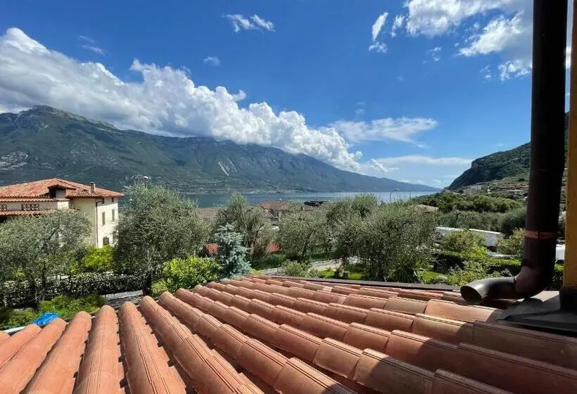 スタンダード4人部屋, B&b Am Gardasee Blick
