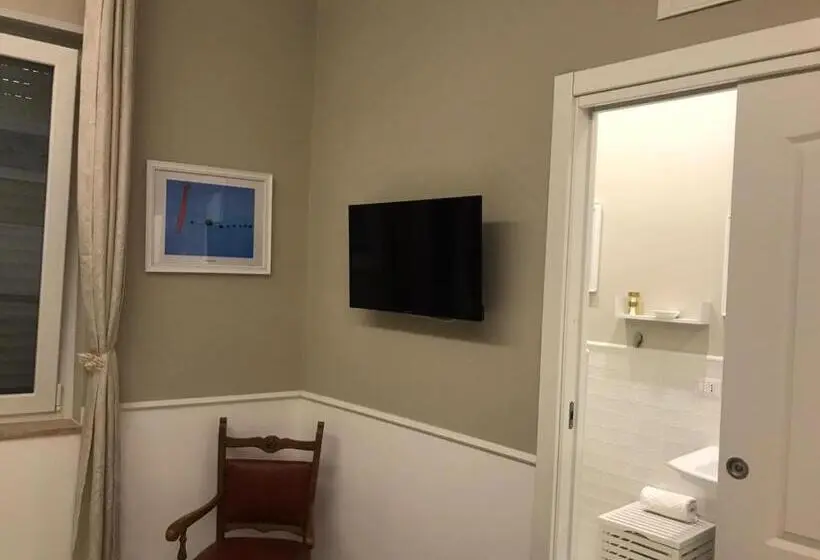 اتاق اکونومی, Cilento Suite   Louis Xxii