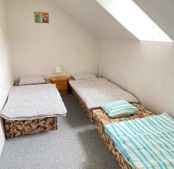 غرفة عائلية, Penzion Hřensko