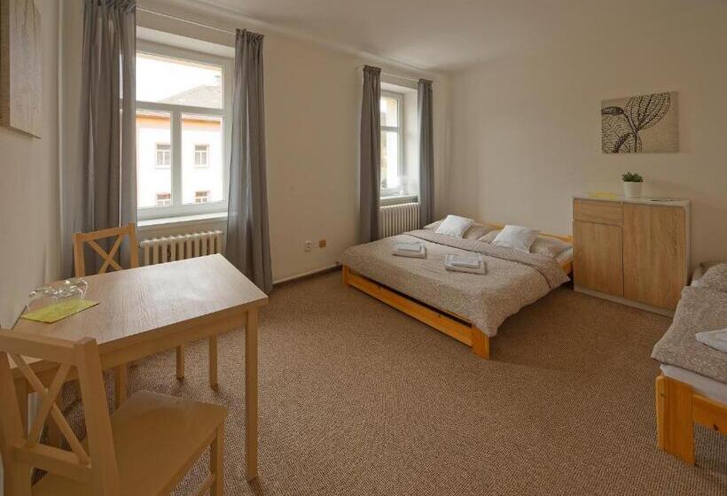 Номер Стандарт Трехместный, Penzion A Restaurace Na Křižovatce