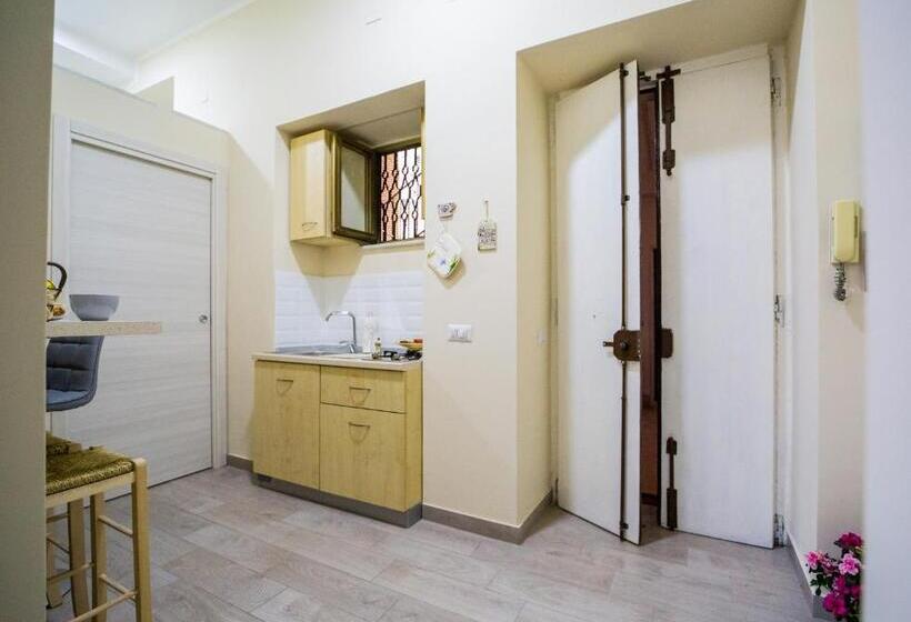 סטודיו משפחתי, B&b Binario176