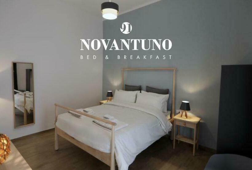 اتاق استاندارد با بالکن, Novantuno