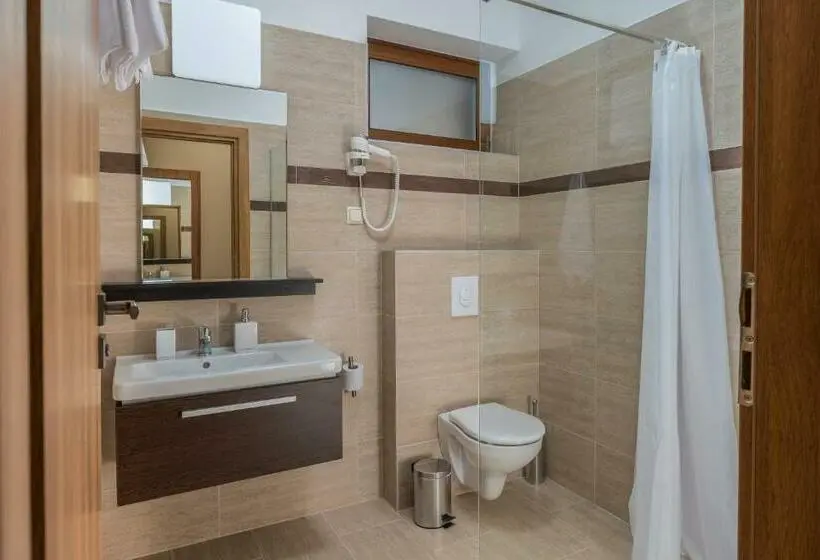 Huoneisto 2 Makuuhuonetta, Hídfő Apartman Nyugalom Szigetei