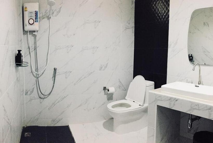 Deluxe Zimmer, My Home Resort   ขนอม นครศรีธรรมราช